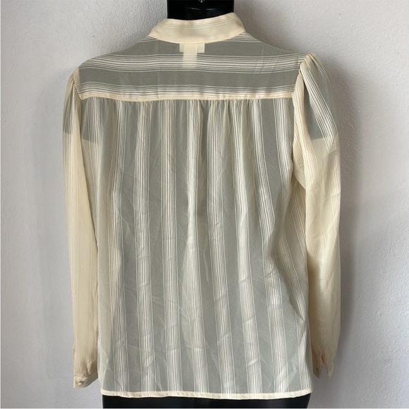 Nicola‎ Vintage Flowy Top - Picture 4 of 5